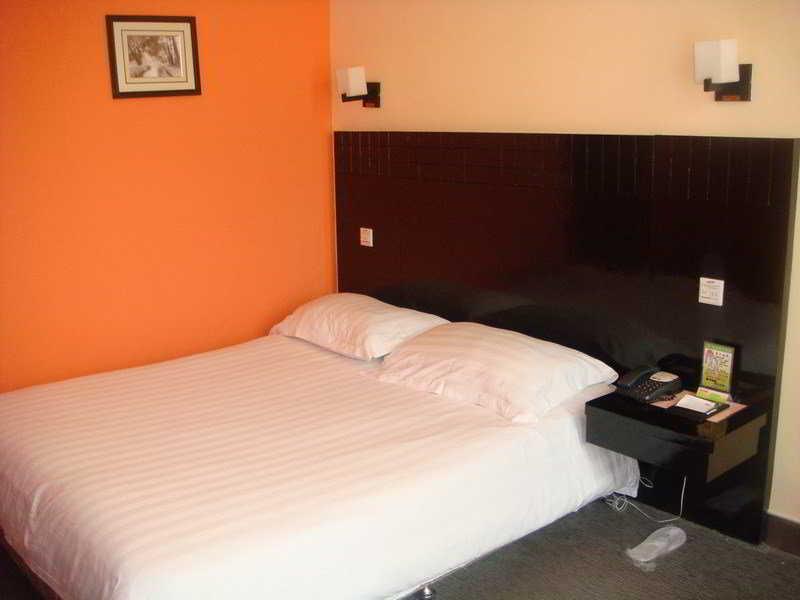 Motel 168 Shanghai Changping Road Branch Exterior foto