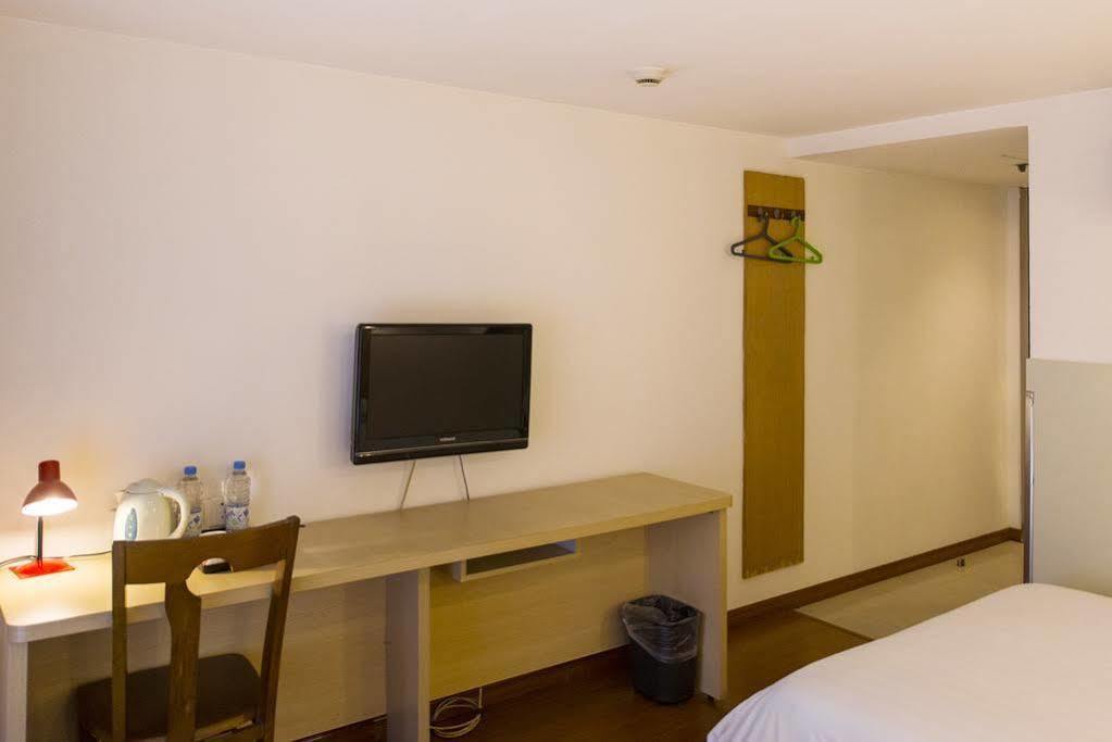 Motel 168 Shanghai Changping Road Branch Exterior foto
